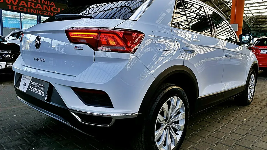 VOLKSWAGEN T-ROC -