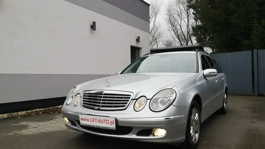MERCEDES-BENZ E Klasa -