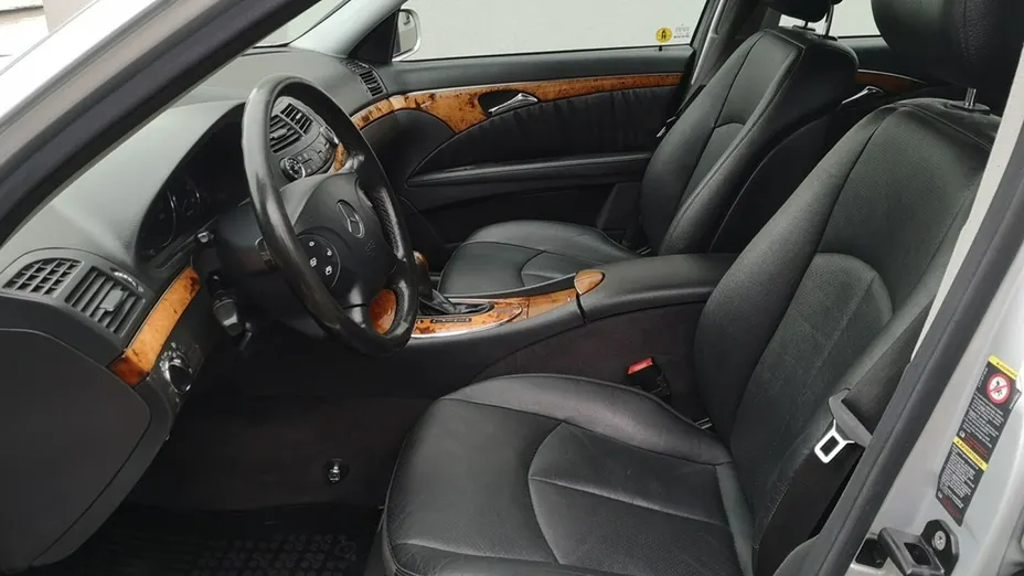 MERCEDES-BENZ E Klasa -