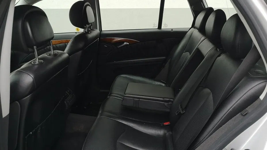 MERCEDES-BENZ E Klasa -