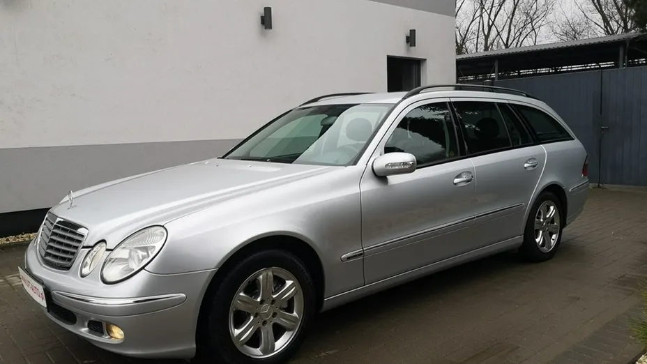 MERCEDES-BENZ E Klasa -