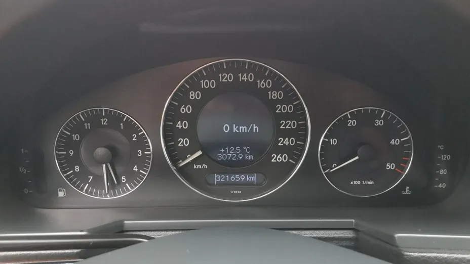 MERCEDES-BENZ E Klasa -