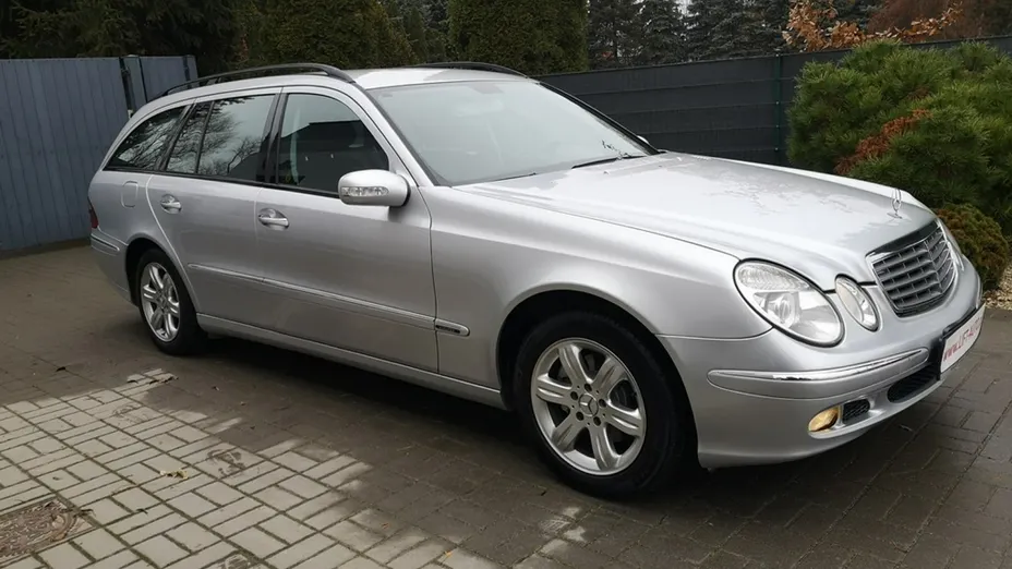 MERCEDES-BENZ E Klasa -