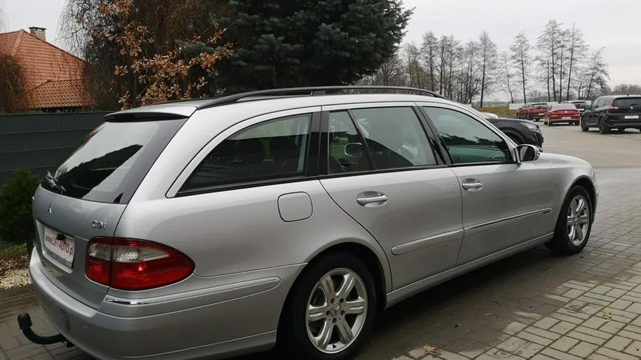 MERCEDES-BENZ E Klasa -
