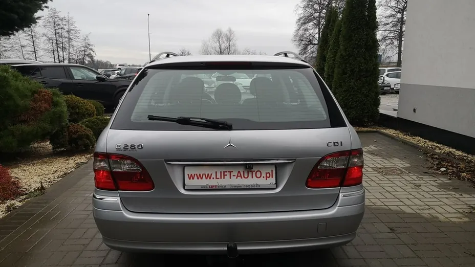 MERCEDES-BENZ E Klasa -