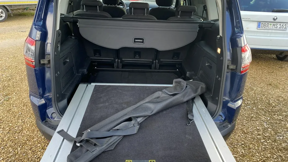FORD S-MAX -