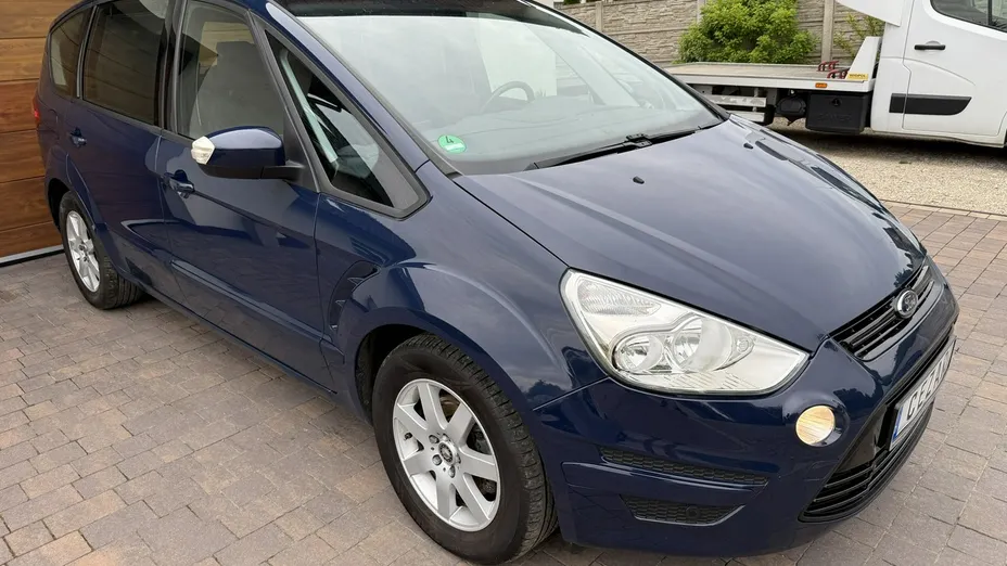 FORD S-MAX -