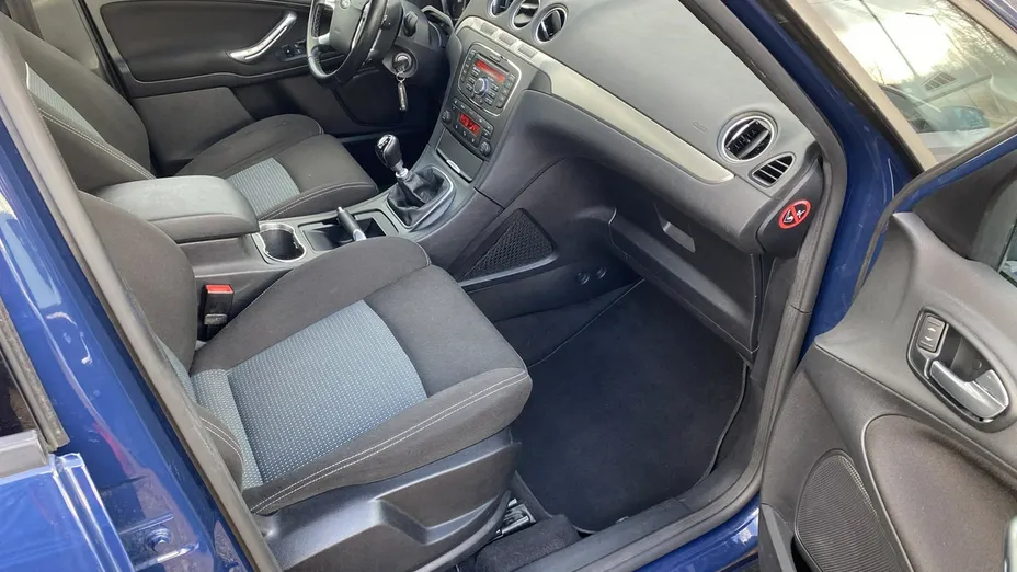 FORD S-MAX -