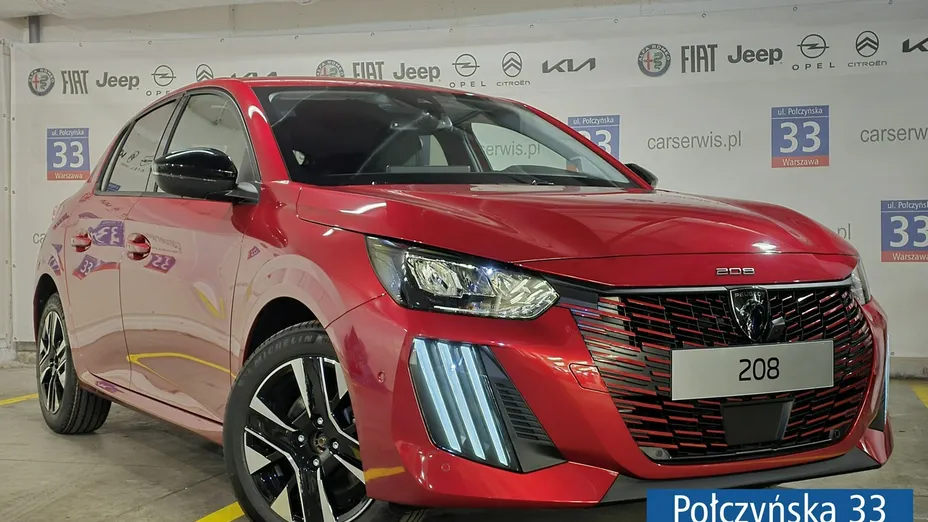 PEUGEOT 208 -