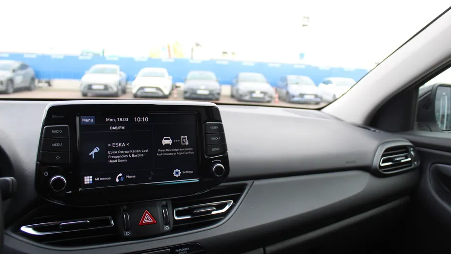 HYUNDAI i30 i30 1.0 T-GDI Smart