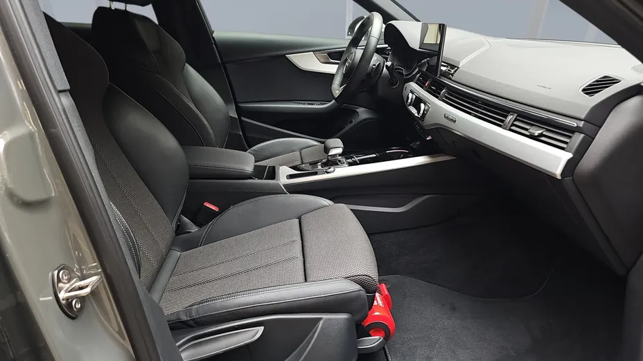 AUDI A4 A4 40 TFSI mHEV Quattro S Line S tronic