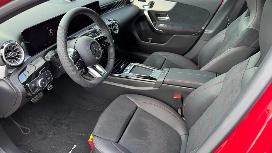 MERCEDES-BENZ A Klasa A 35 AMG 4-Matic 8G-DCT