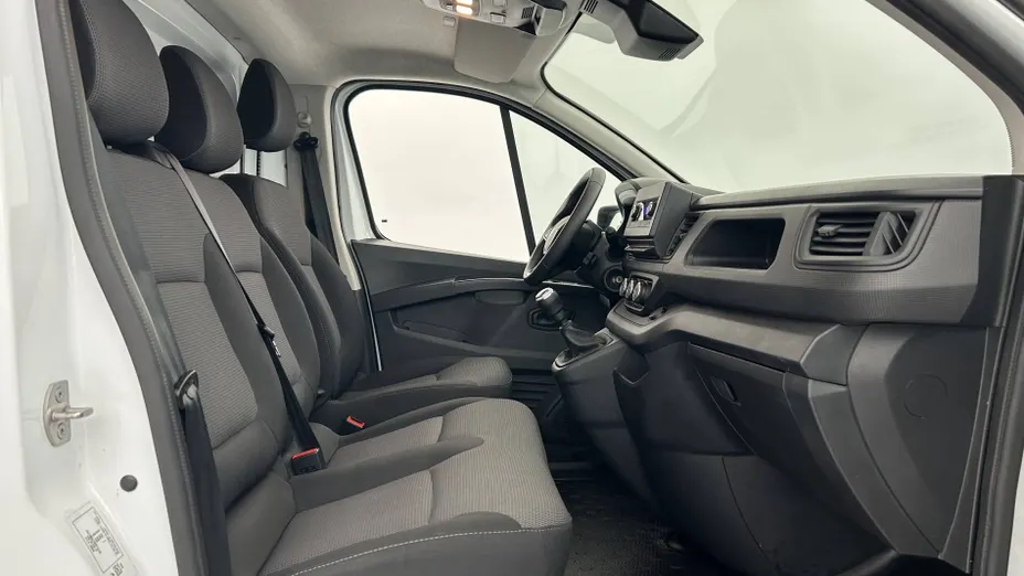 RENAULT Trafic -
