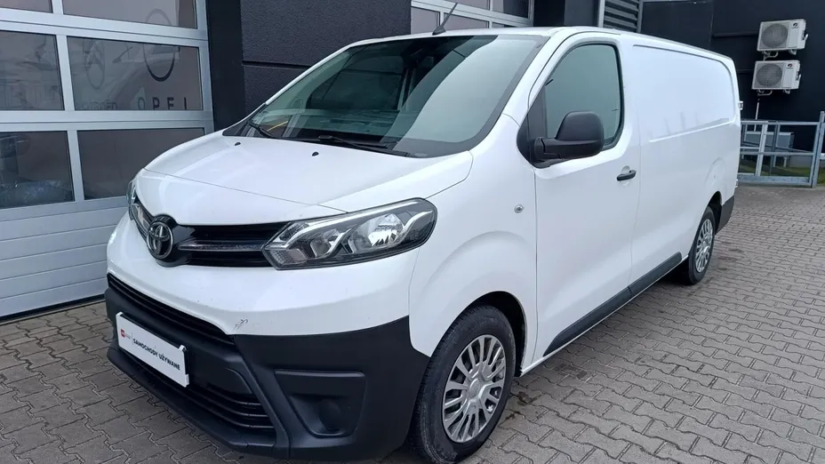 TOYOTA Proace -