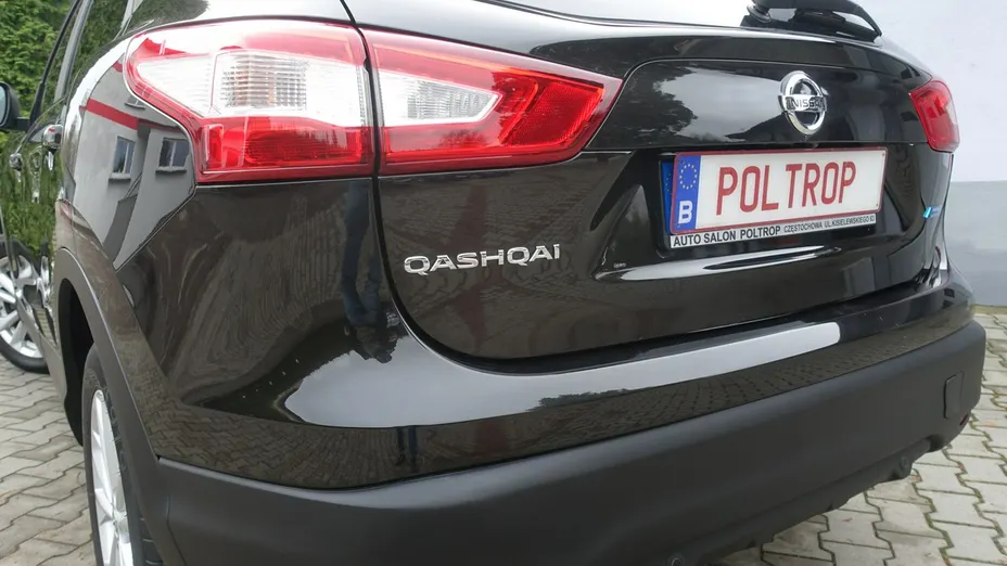 NISSAN Qashqai -