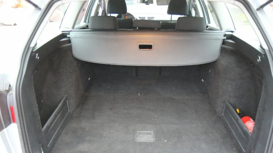 VOLKSWAGEN Passat -
