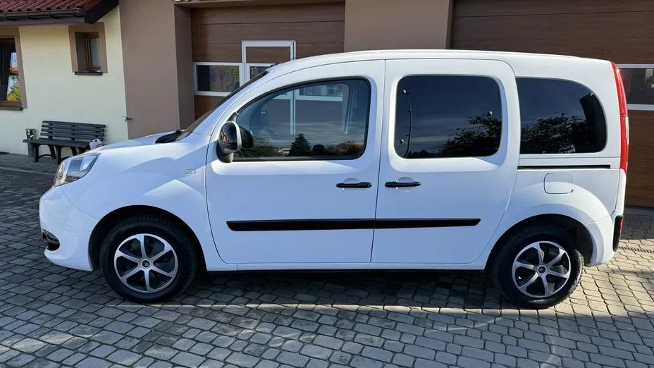 RENAULT Kangoo -