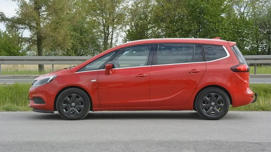 OPEL Zafira -