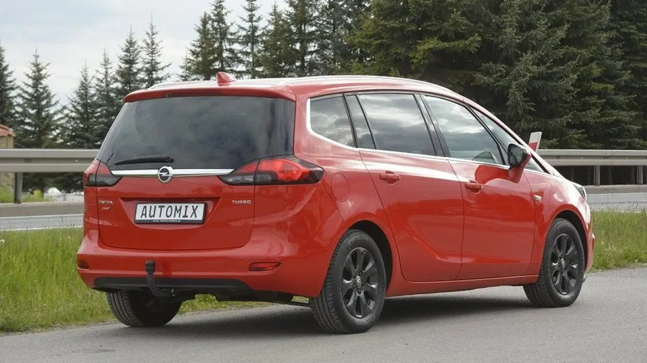 OPEL Zafira -