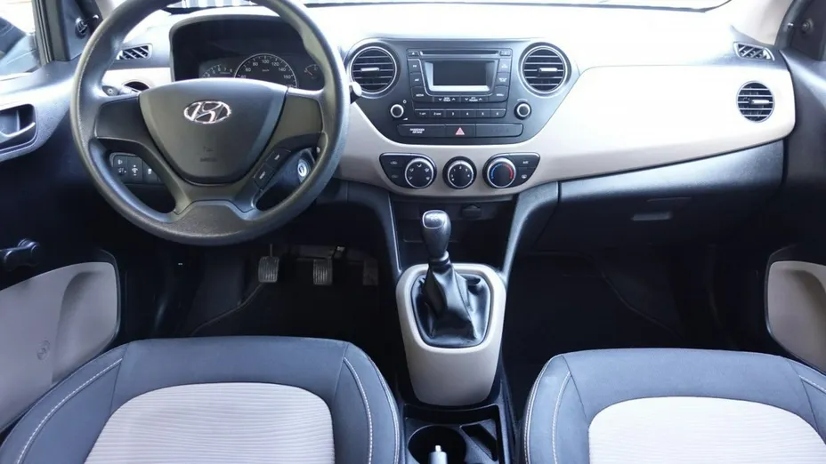 HYUNDAI i10 -