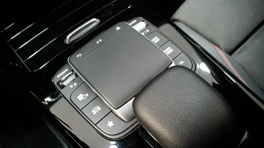 MERCEDES-BENZ A Klasa -