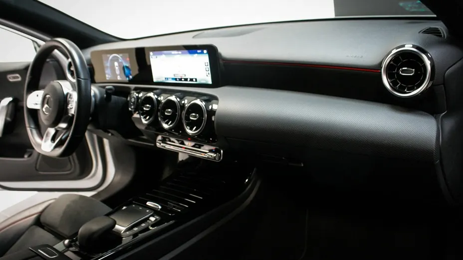 MERCEDES-BENZ A Klasa -