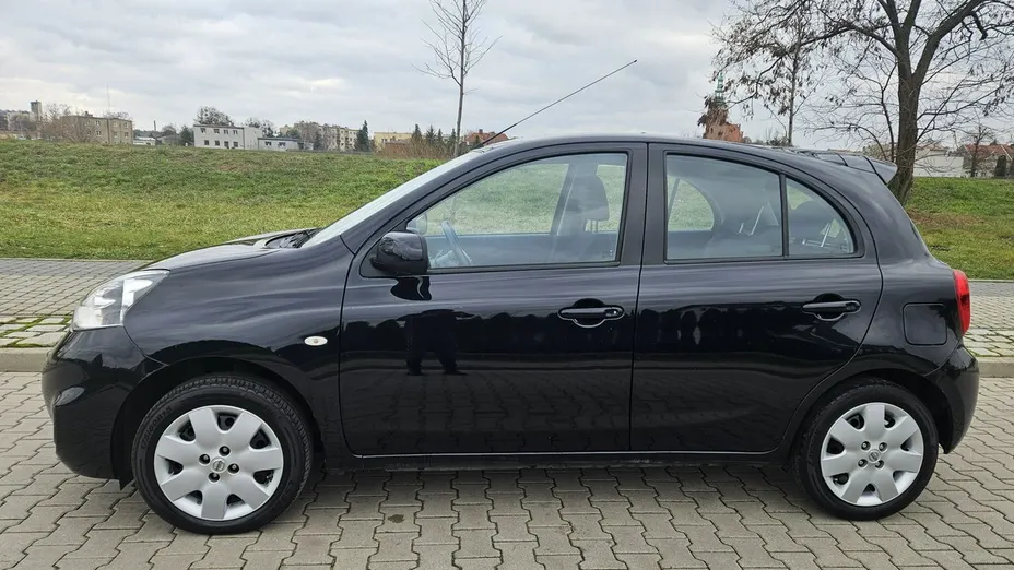 NISSAN Micra -