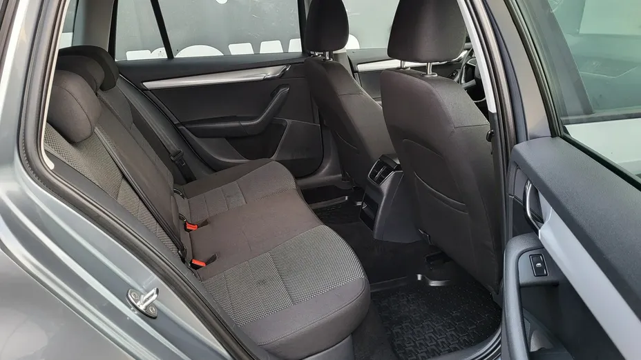 SKODA Octavia -