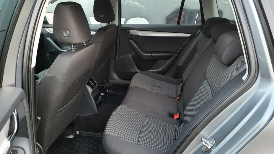 SKODA Octavia -