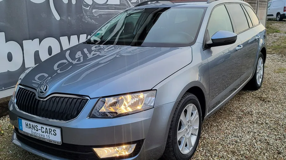 SKODA Octavia -