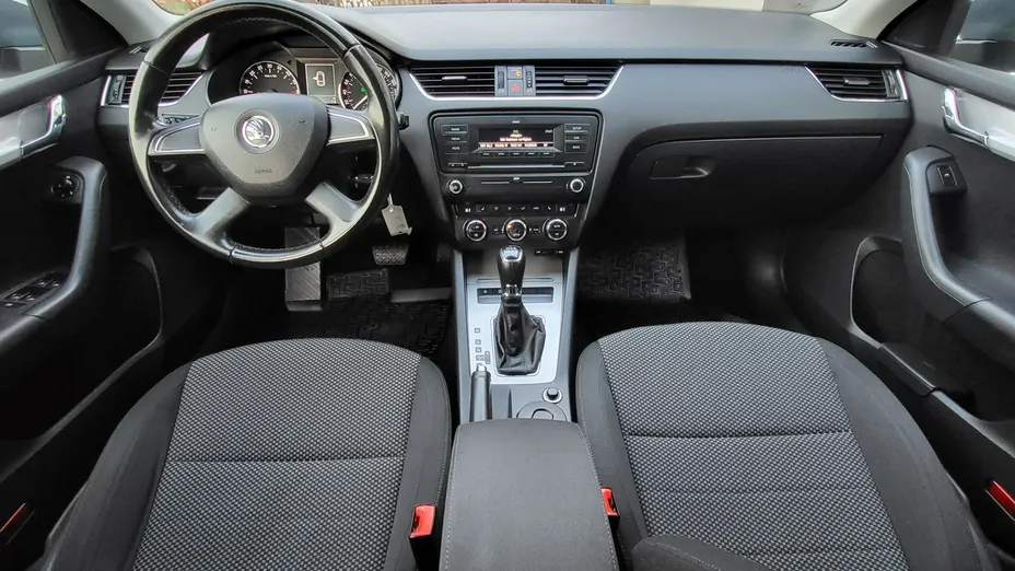 SKODA Octavia -