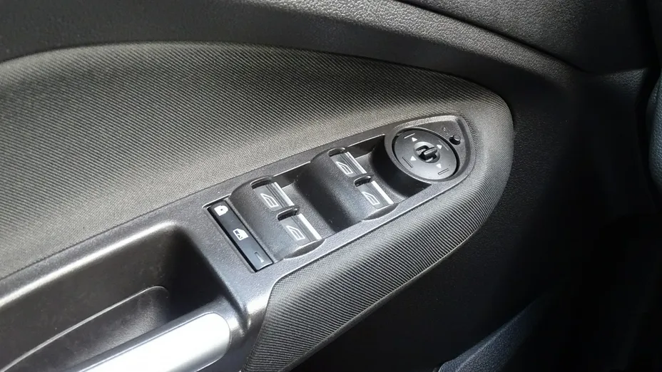 FORD C-MAX -