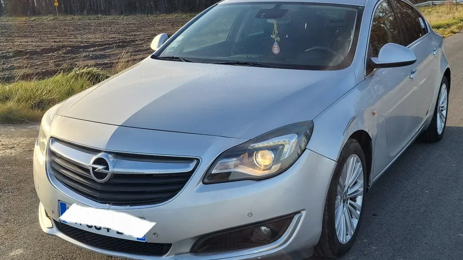 OPEL Insignia -
