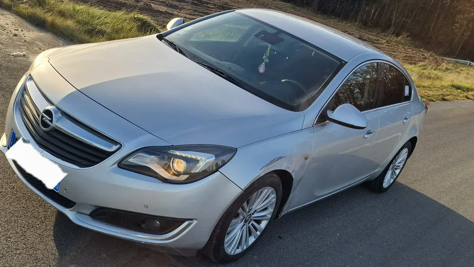 OPEL Insignia -