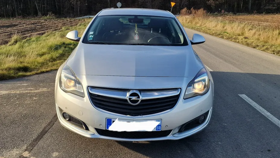 OPEL Insignia -