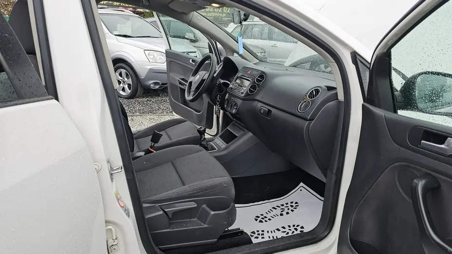 VOLKSWAGEN Golf Plus -