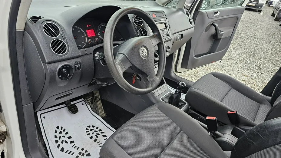 VOLKSWAGEN Golf Plus -