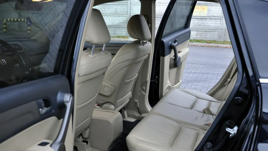 HONDA CR-V -