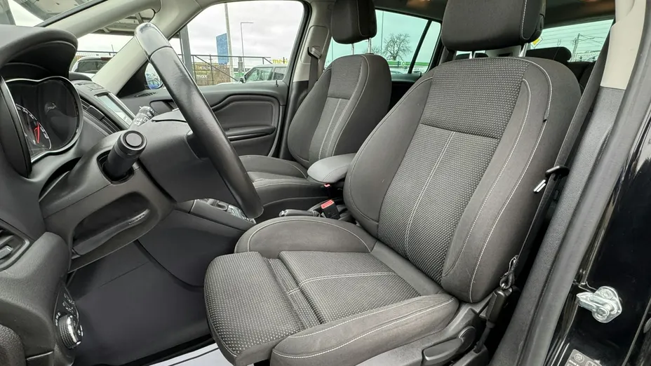 OPEL Zafira -