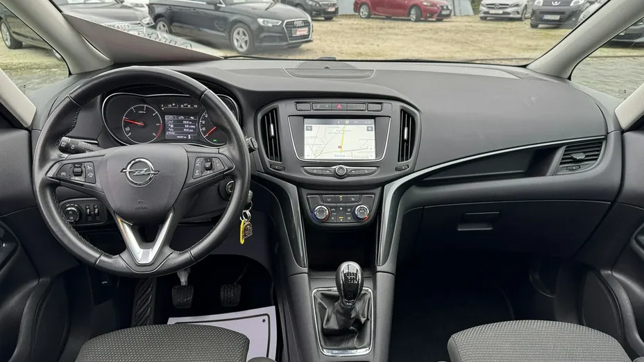 OPEL Zafira -