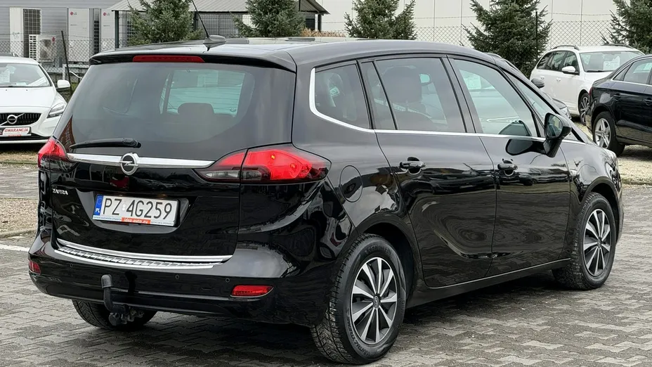 OPEL Zafira -