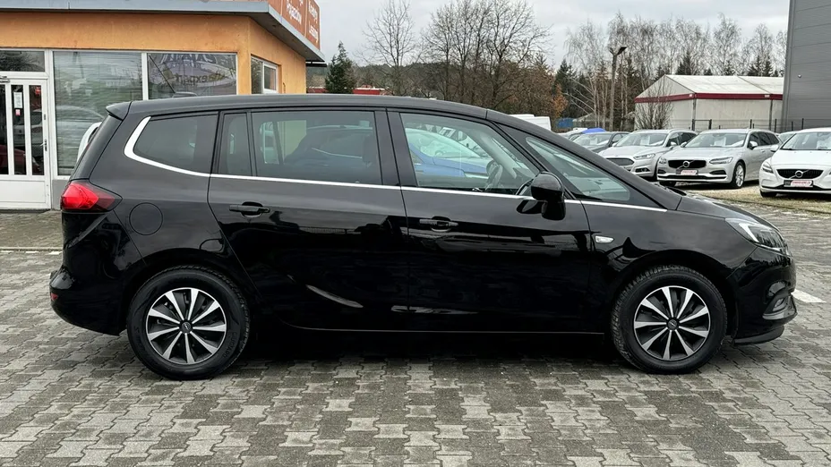OPEL Zafira -