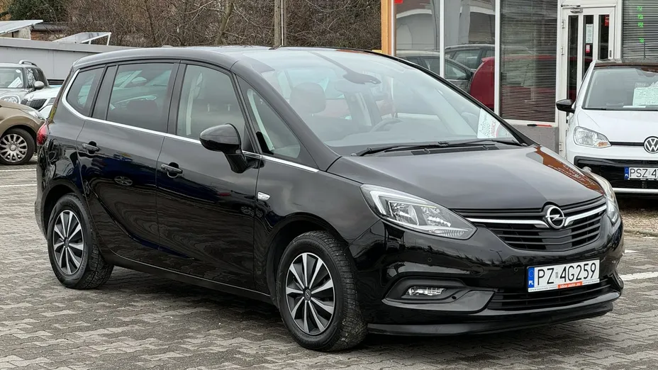 OPEL Zafira -