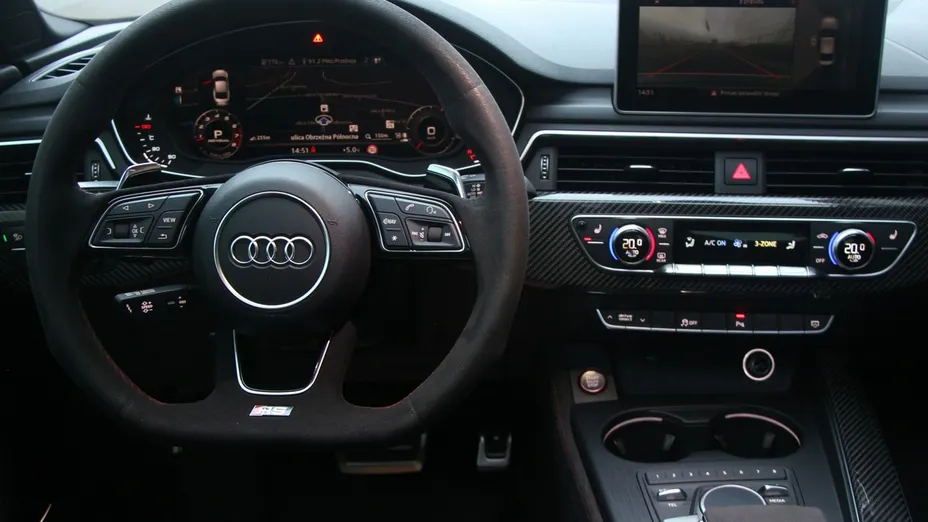 AUDI RS5 -
