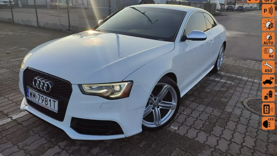 AUDI S5 -