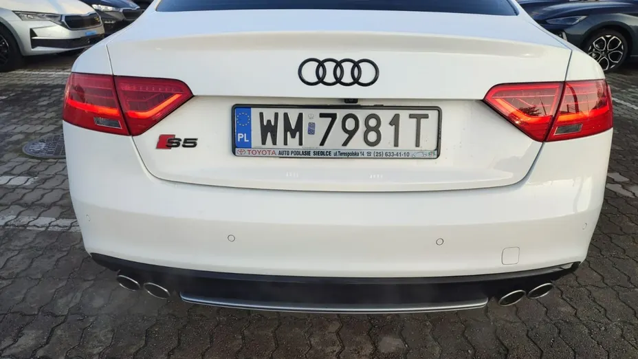 AUDI S5 -