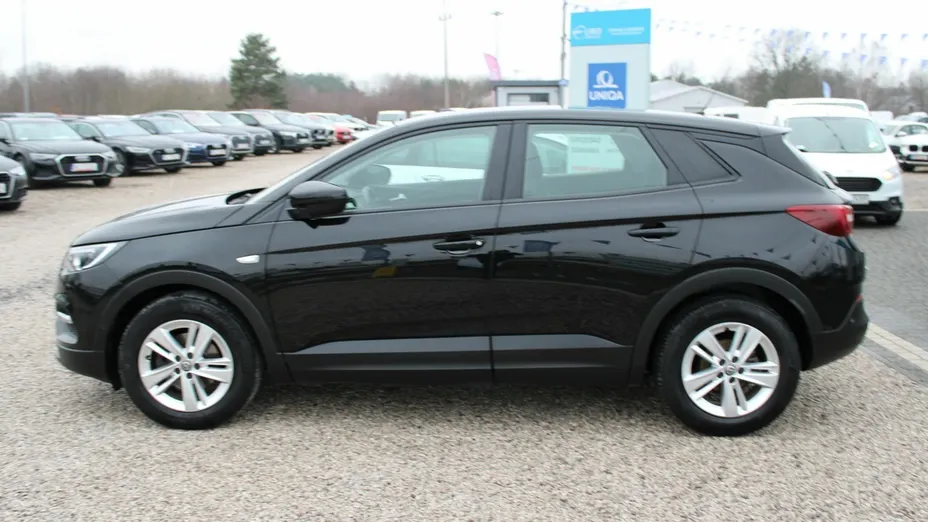OPEL Grandland X -
