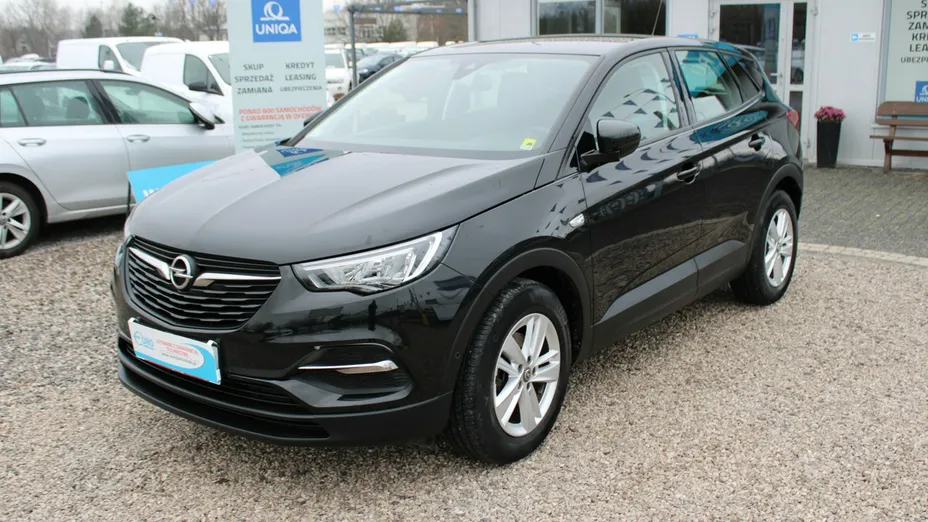 OPEL Grandland X -