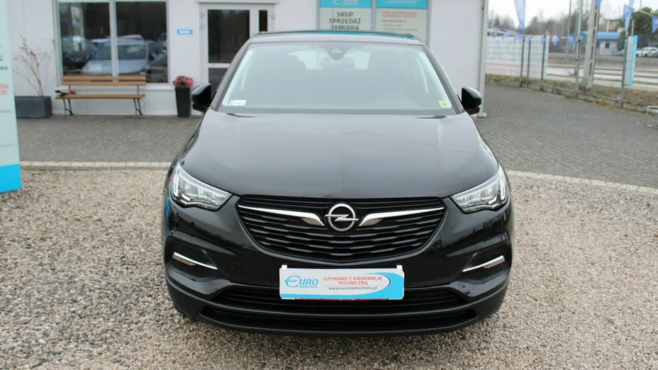 OPEL Grandland X -