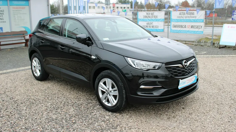 OPEL Grandland X -
